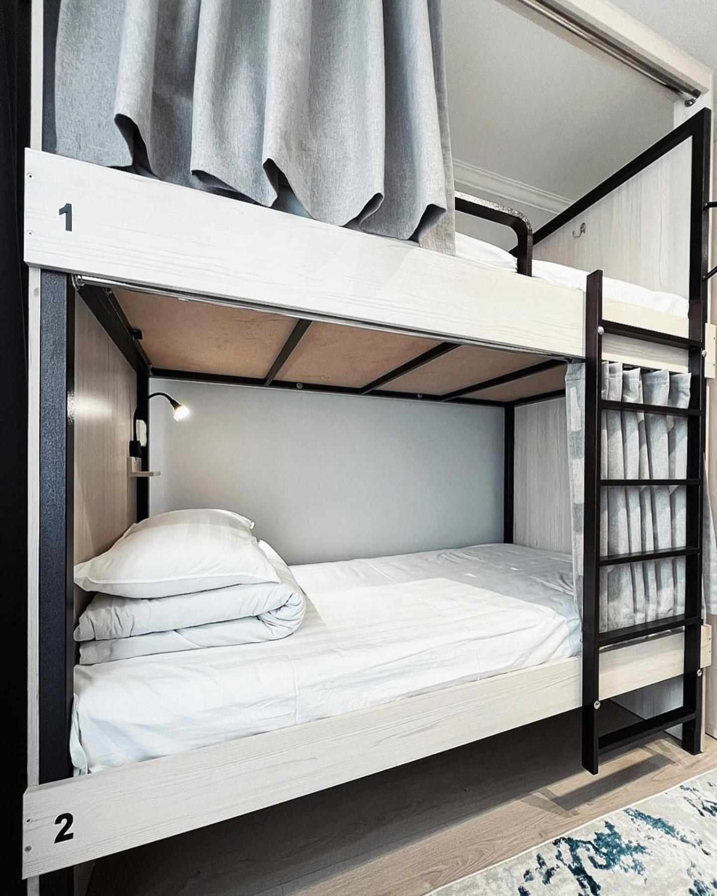 Compass Hostel Бишкек Екстериор снимка