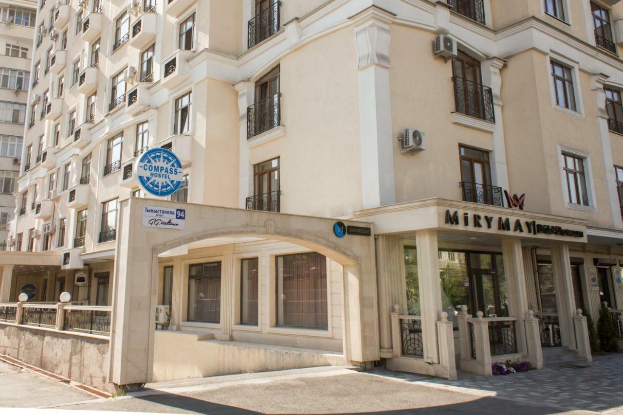 Compass Hostel Бишкек Екстериор снимка