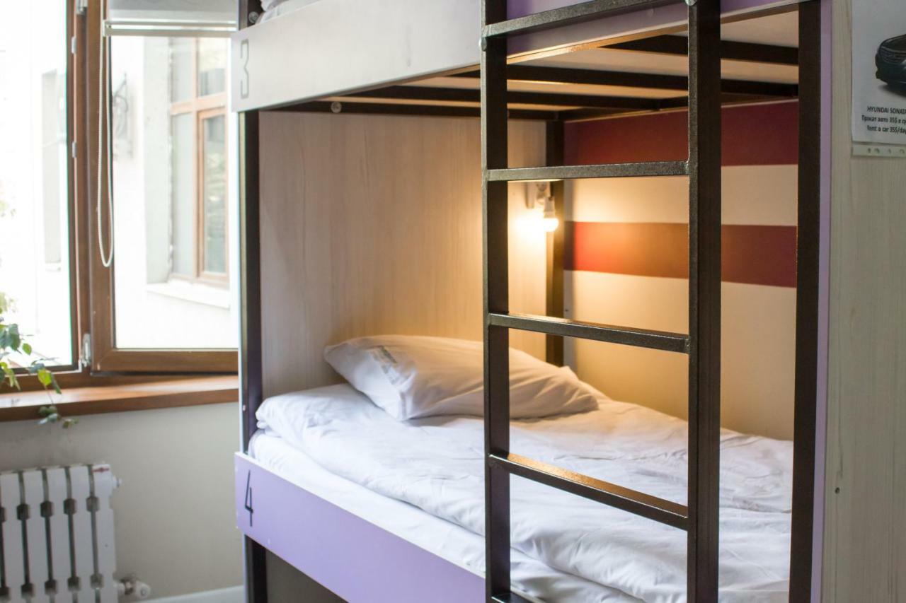 Compass Hostel Бишкек Екстериор снимка